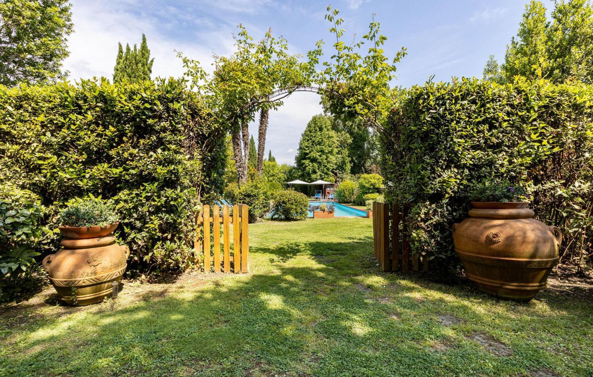 Villa Elena Pisa Exterior photo